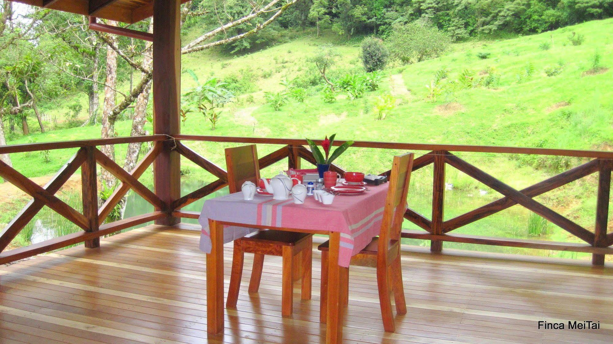 Mei Tai Cacao Lodge ビハグア エクステリア 写真